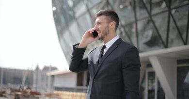 「外出中」の英語